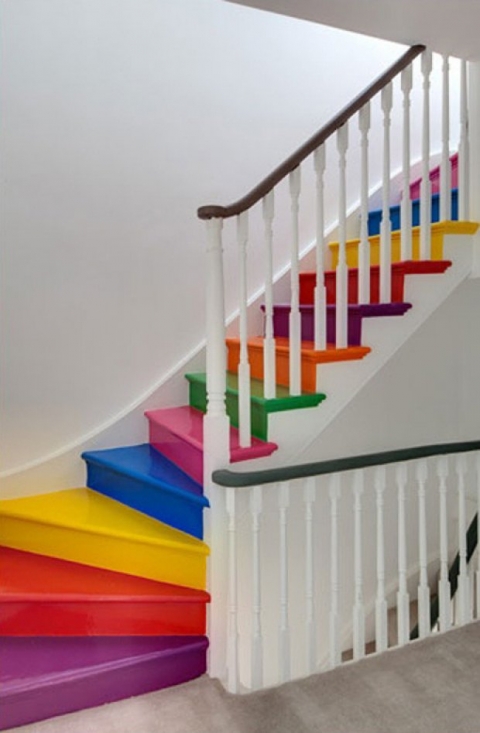 Animate a pintar tu escalera de diferentes colores